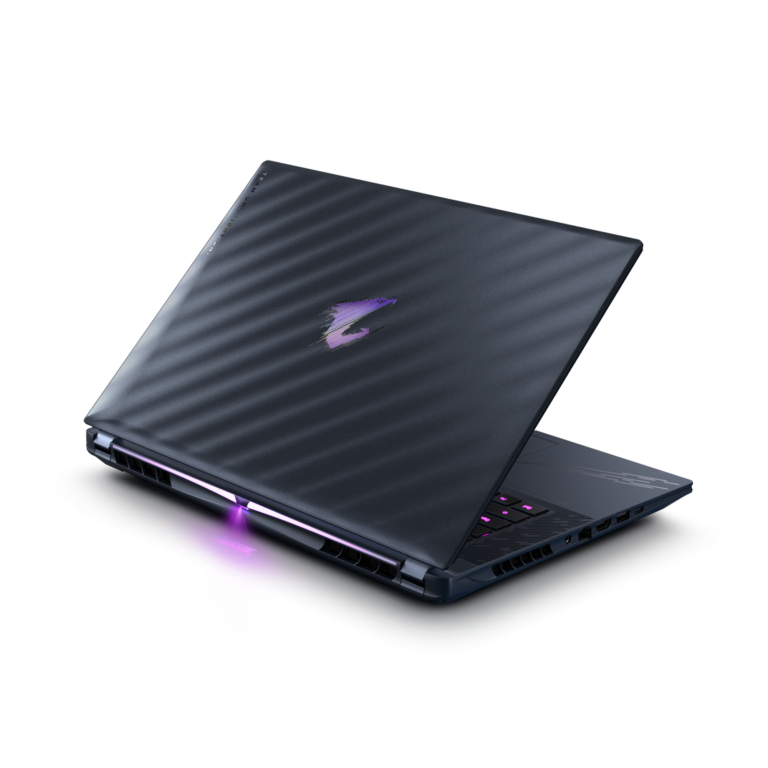 Gigabyte Aorus Master Gaming BYH, 16", WQXGA OLED 240Hz, Intel Core Ultra 9 275HX, 32GB DDR5, 1TB SSD, GeForce RTX 5080 16GB GDDR7, Windows 11 Pro, Dark Tide